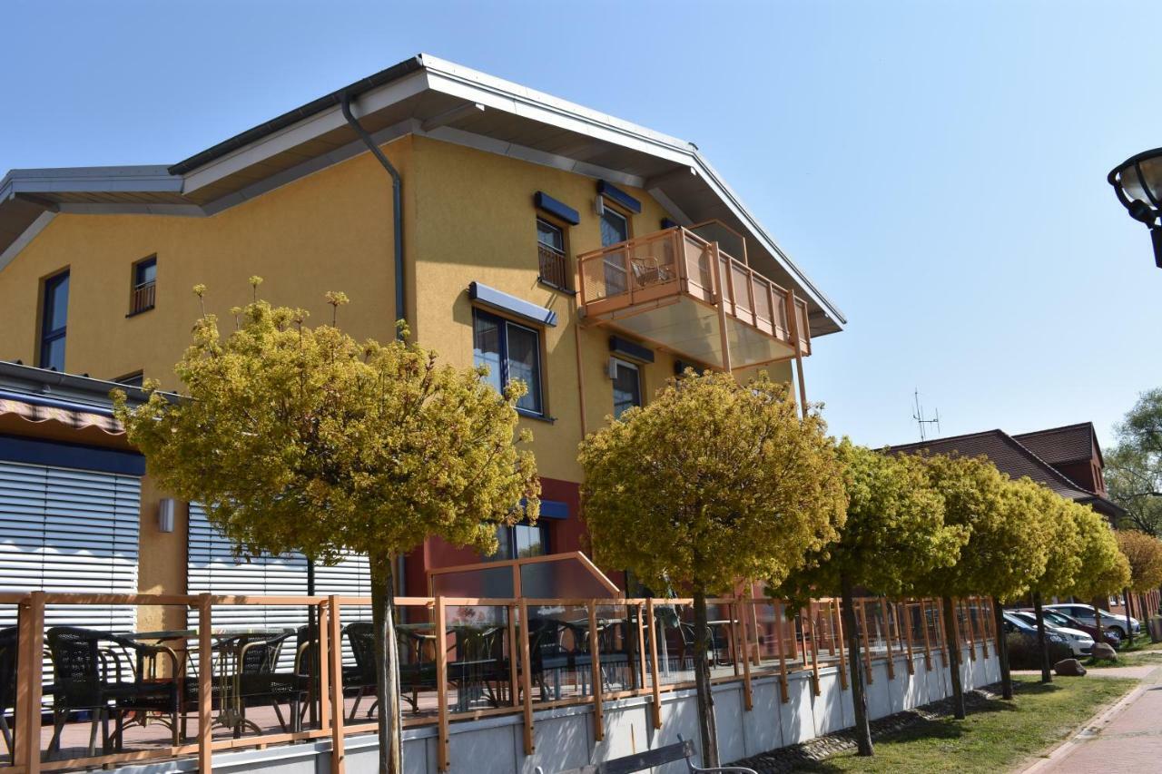 Hotel Garni "Am Hafen" Havelberg Extérieur photo