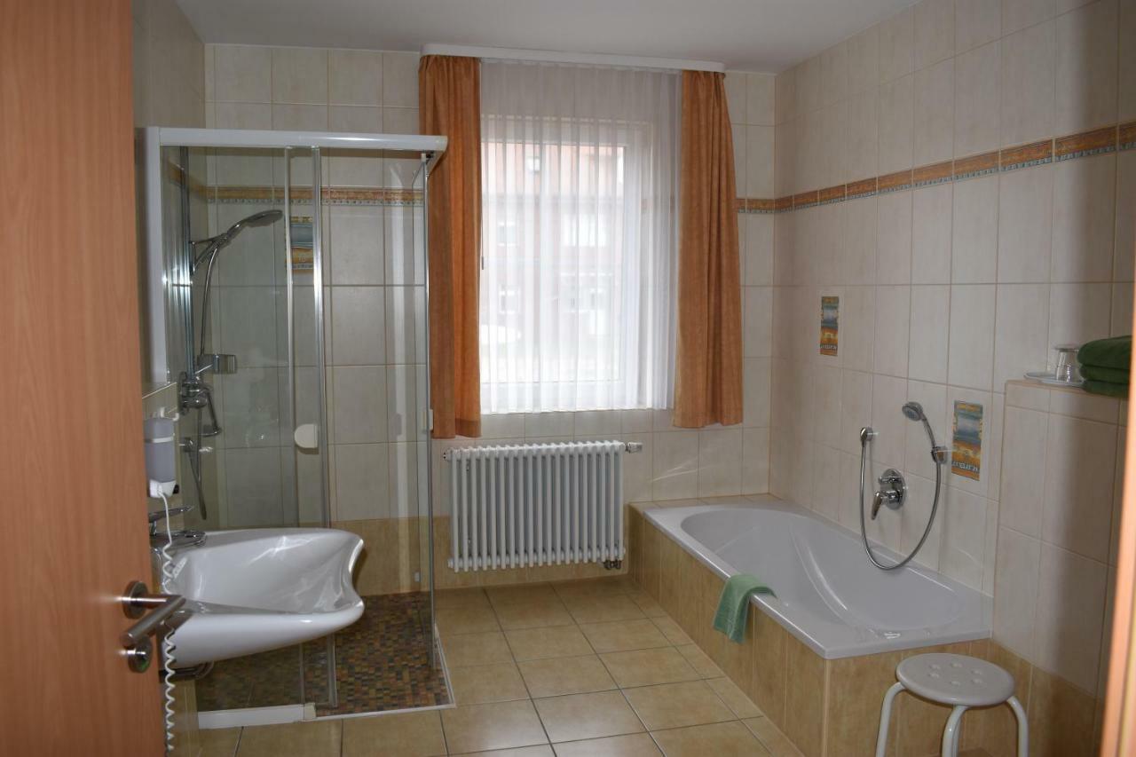Hotel Garni "Am Hafen" Havelberg Extérieur photo