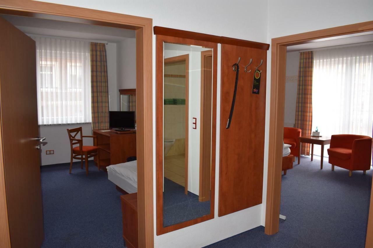 Hotel Garni "Am Hafen" Havelberg Extérieur photo